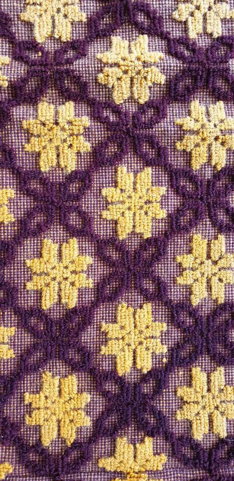 Tapis Roumain en laine tissée à la main