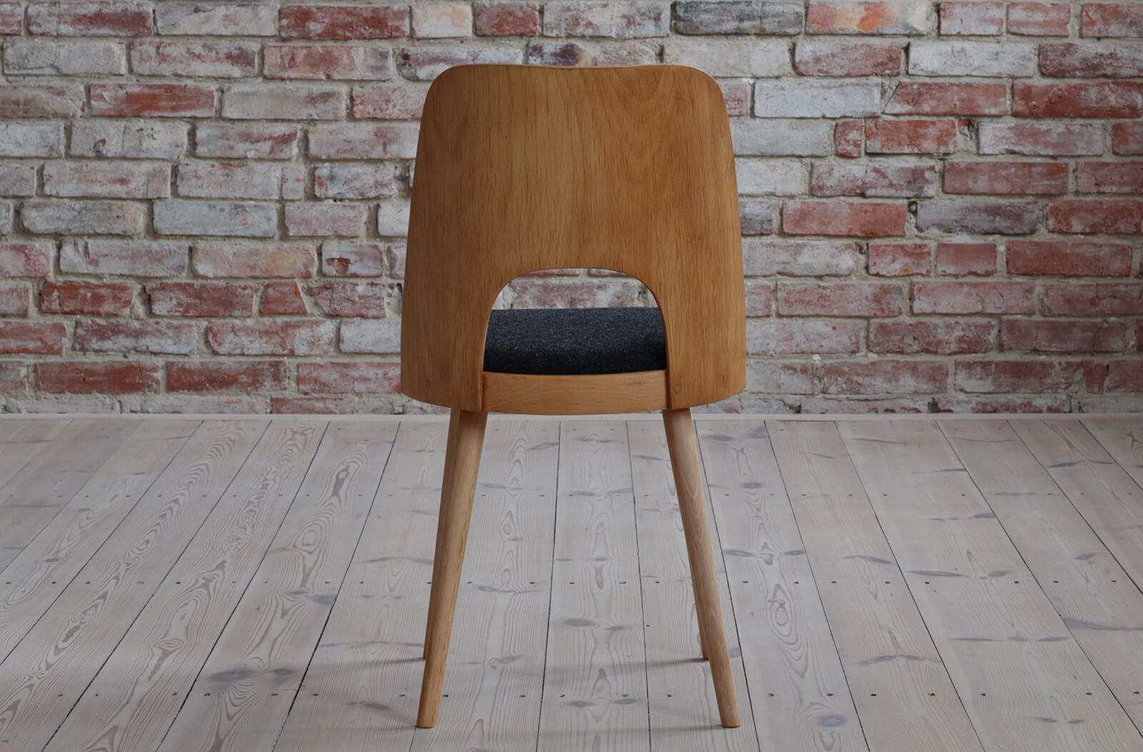 Set of 4 Dining Chairs by Oswald Haerdtl, Reupholstered, Midcentury