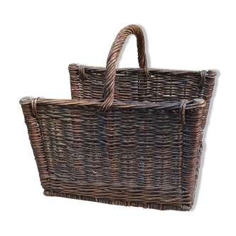 Old wicker box basket