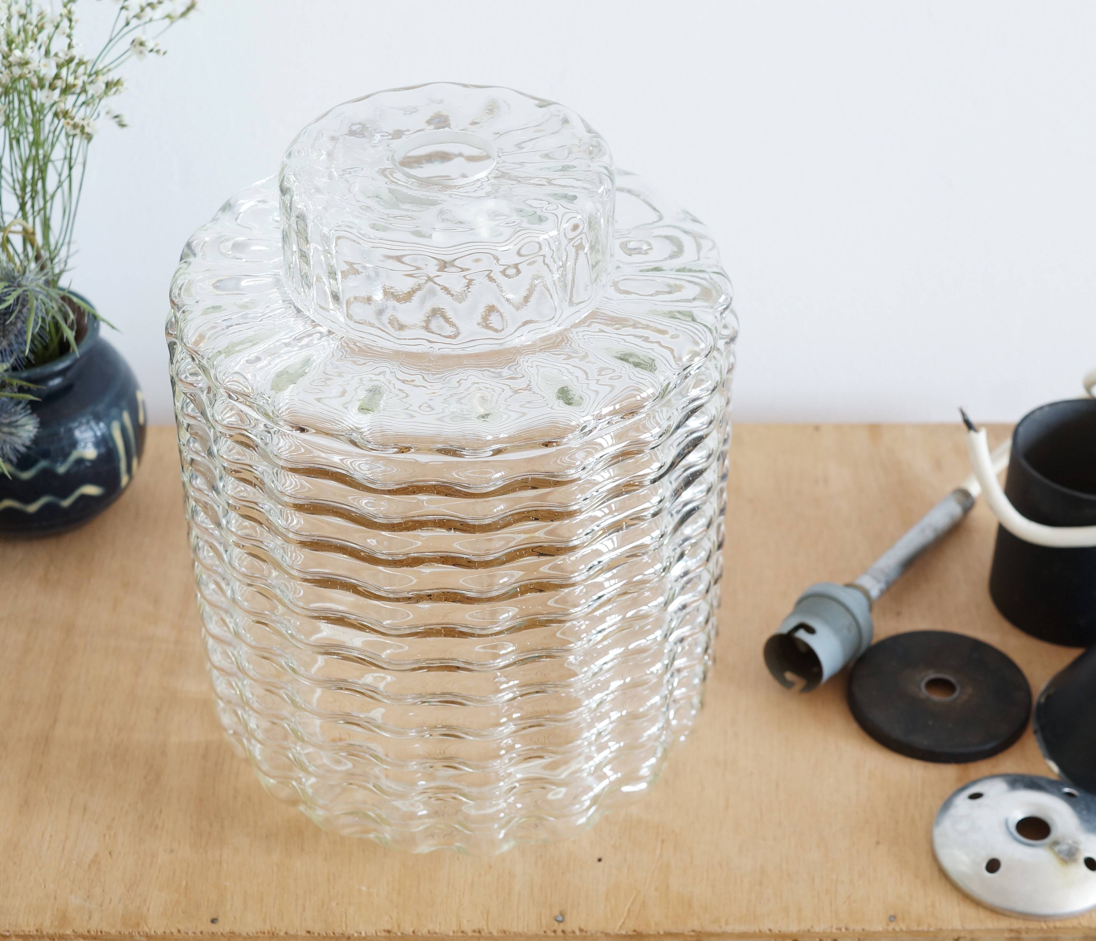 Cylindrical suspension in molded glass 1960