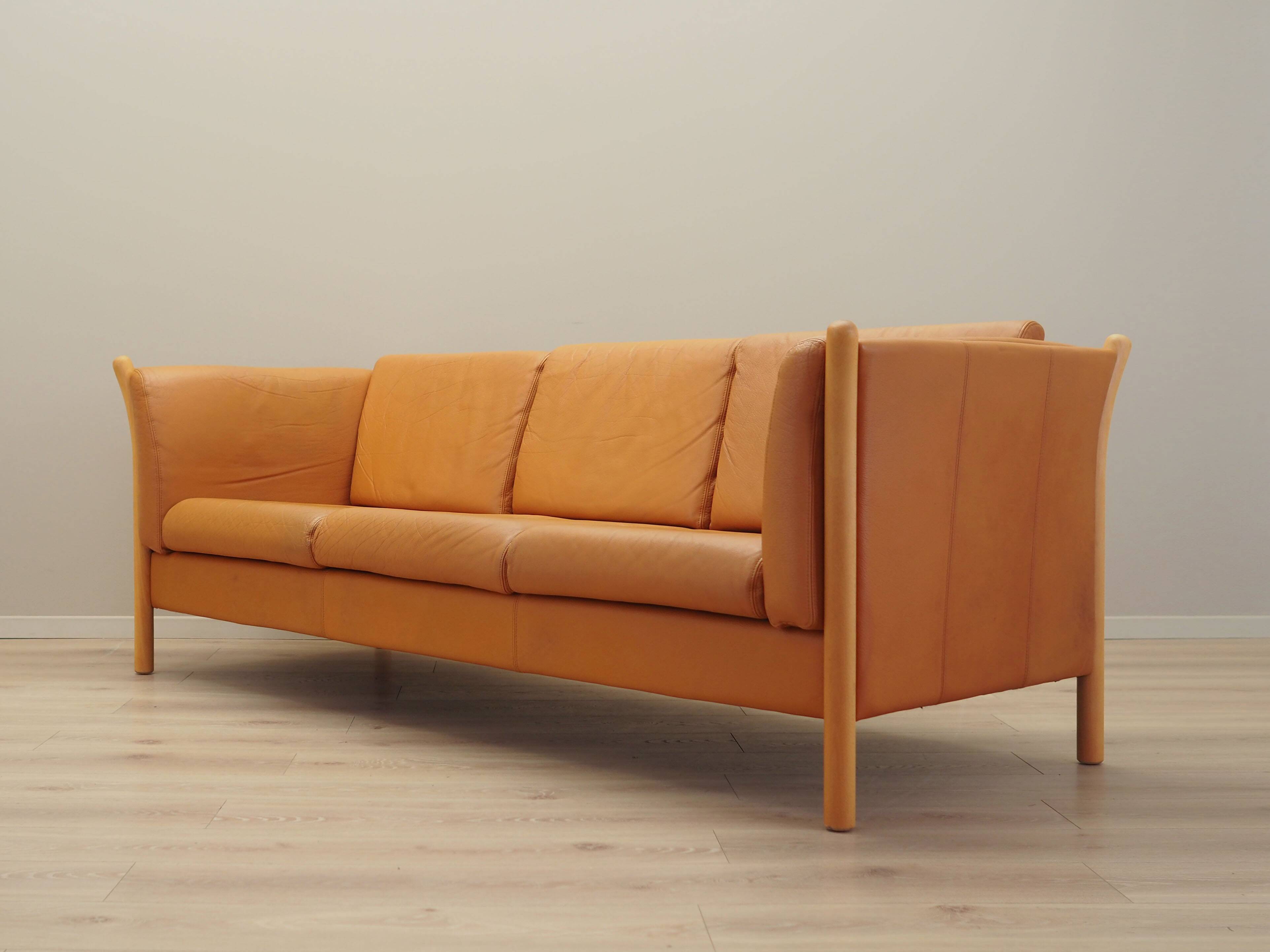 Orange leather sofa, Danish design, 1970s, production: Denmark