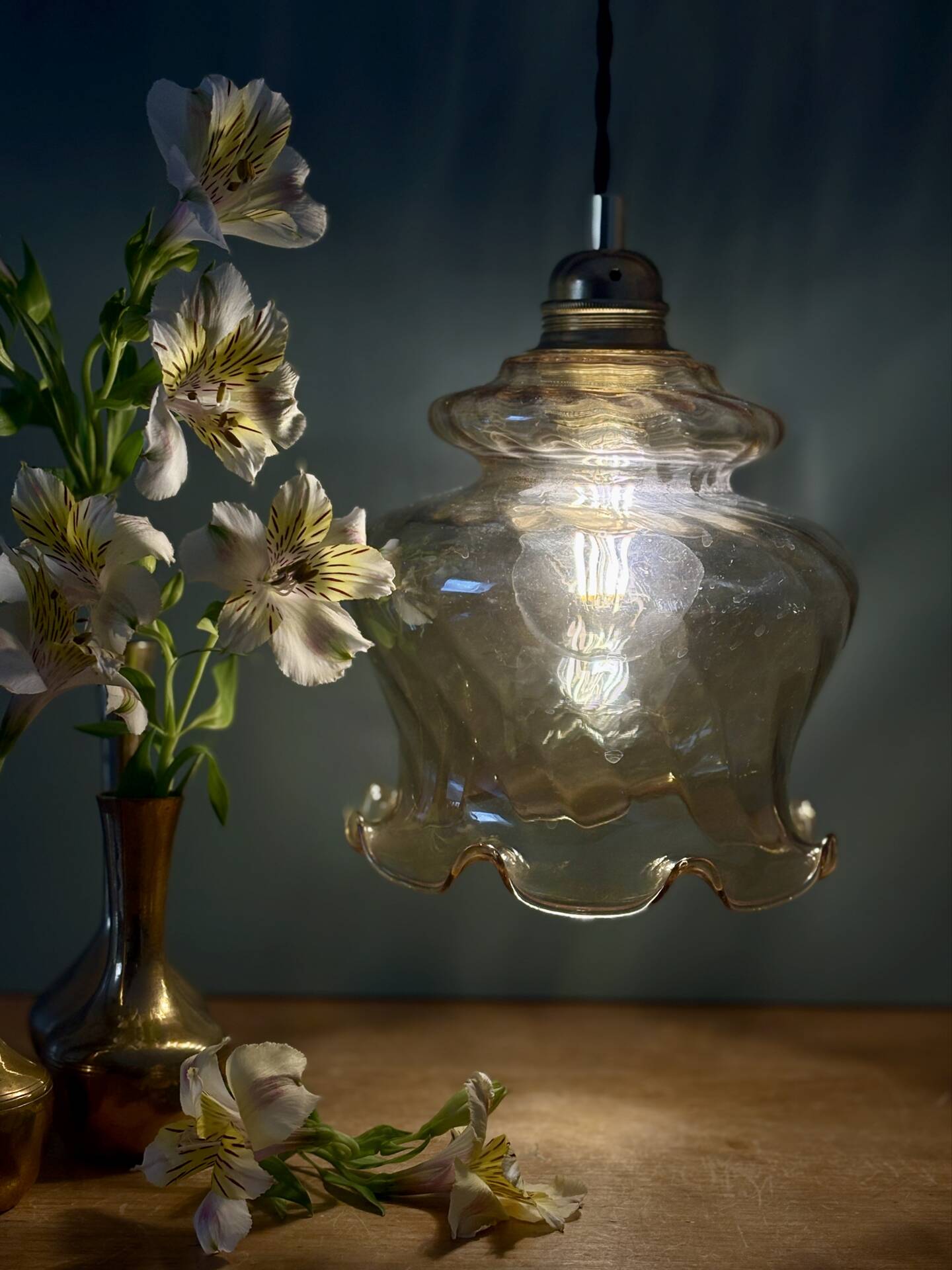 Vintage amber glass suspension globe