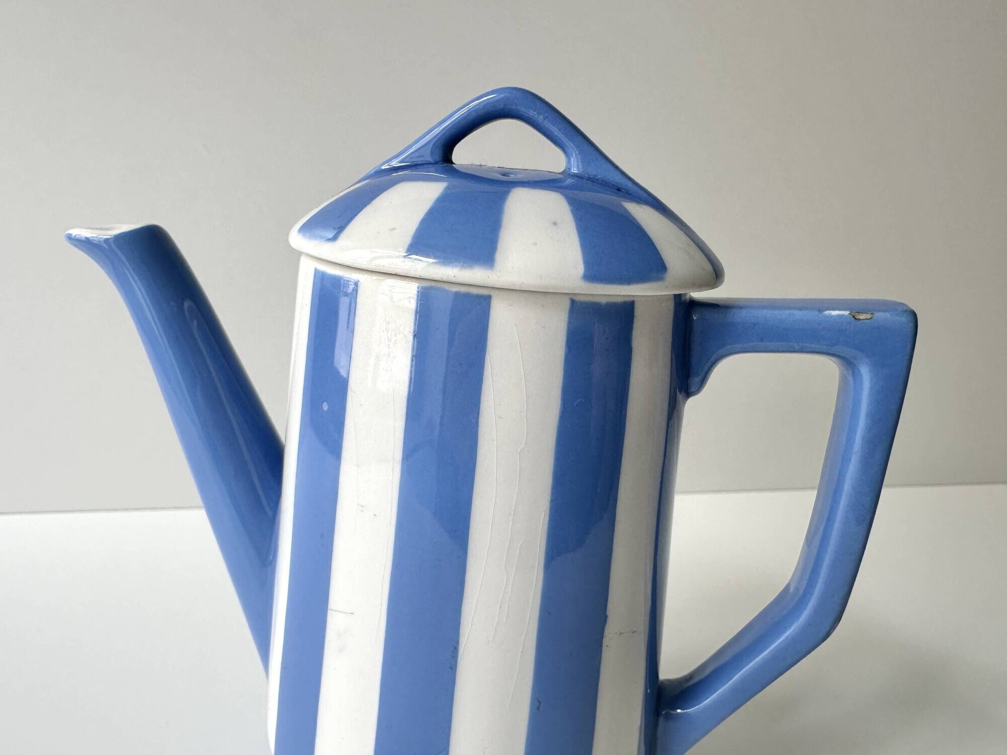 Small art deco coffee pot fox trott sarreguemines 1930s