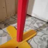 Children's coats holder