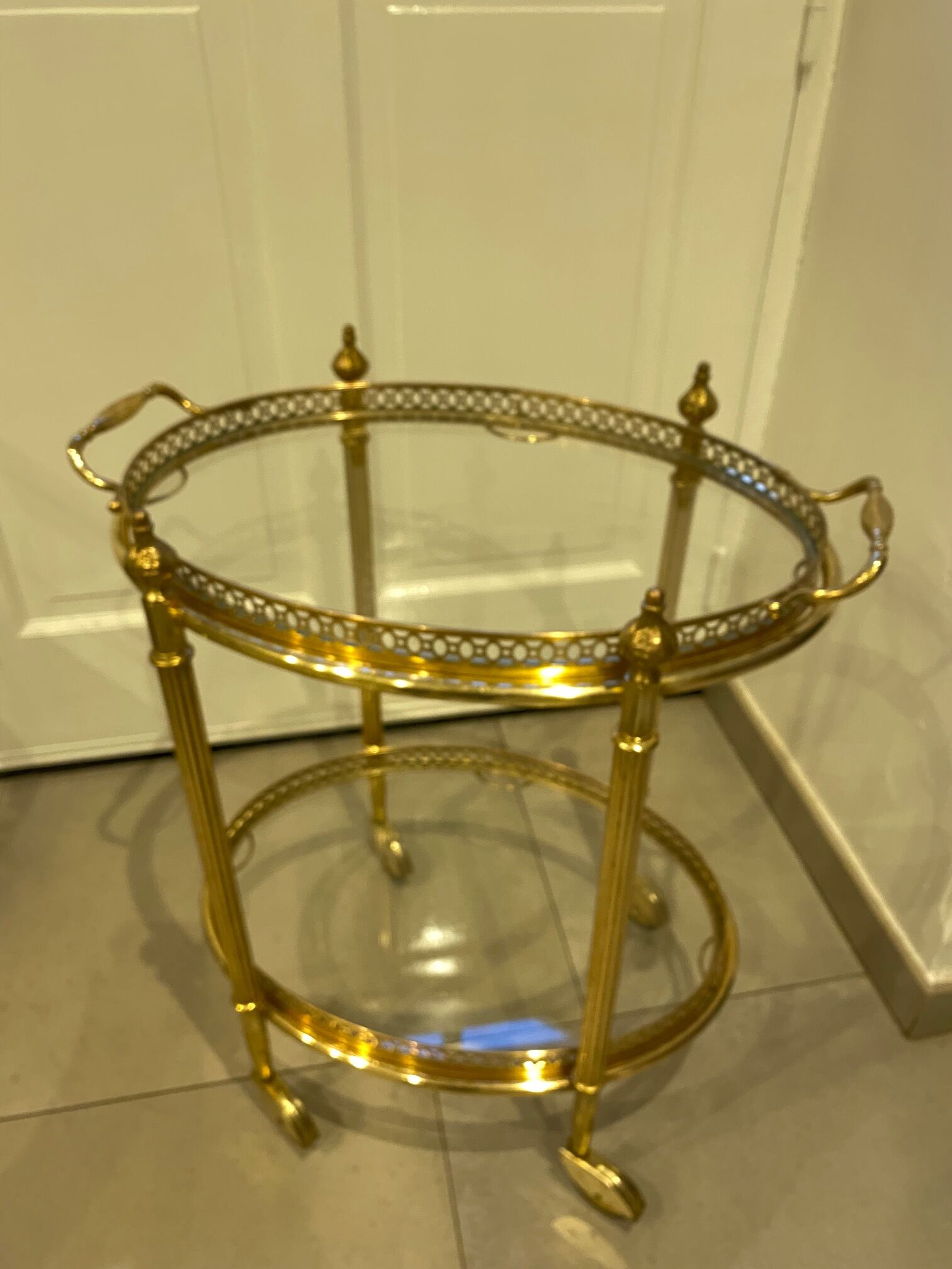 Serving on wheels in brass 1950