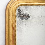 Ensemble de deux petits miroirs Louis-Philippe français dorés rouge du XIXe siècle
