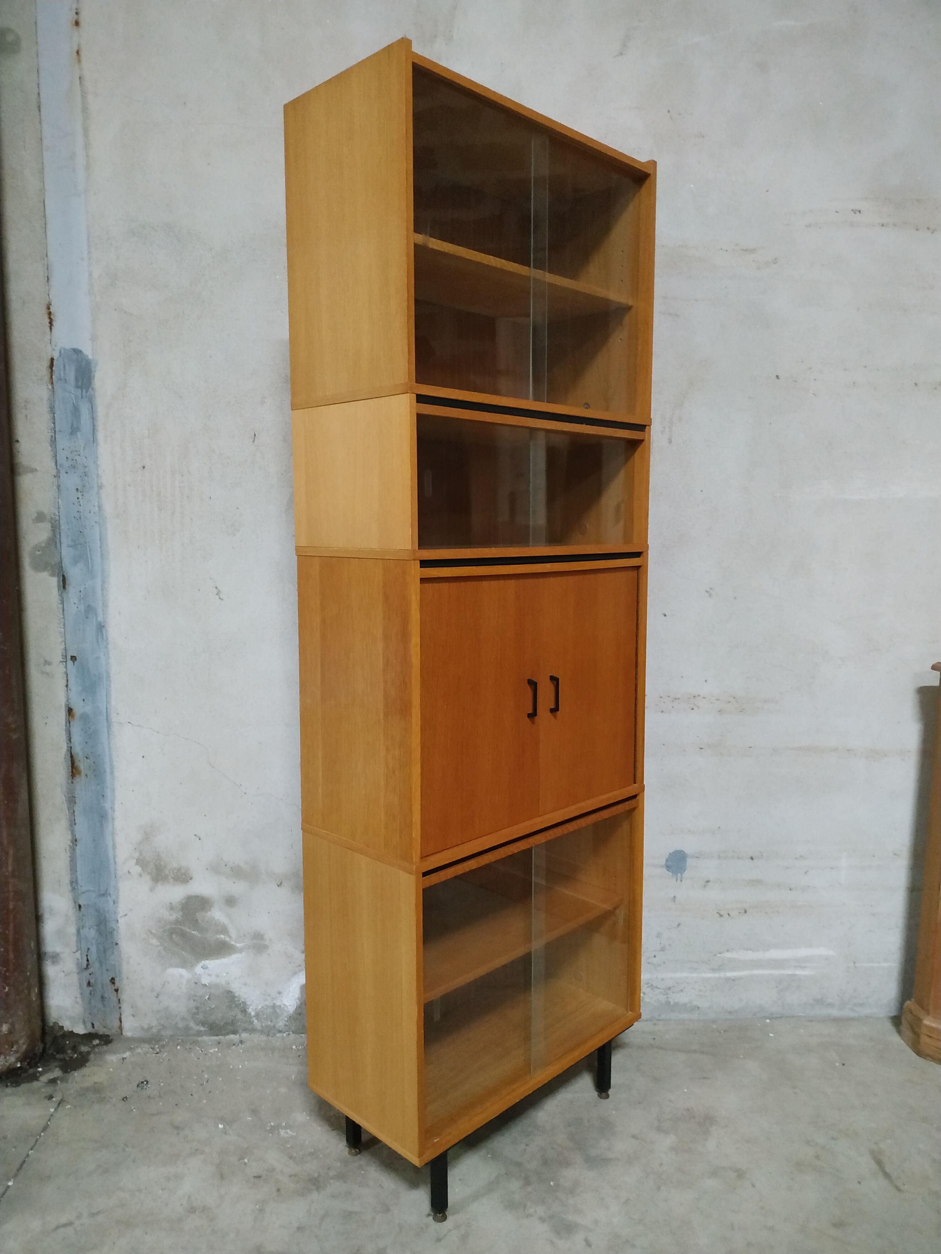 Meuble vitrine vintage