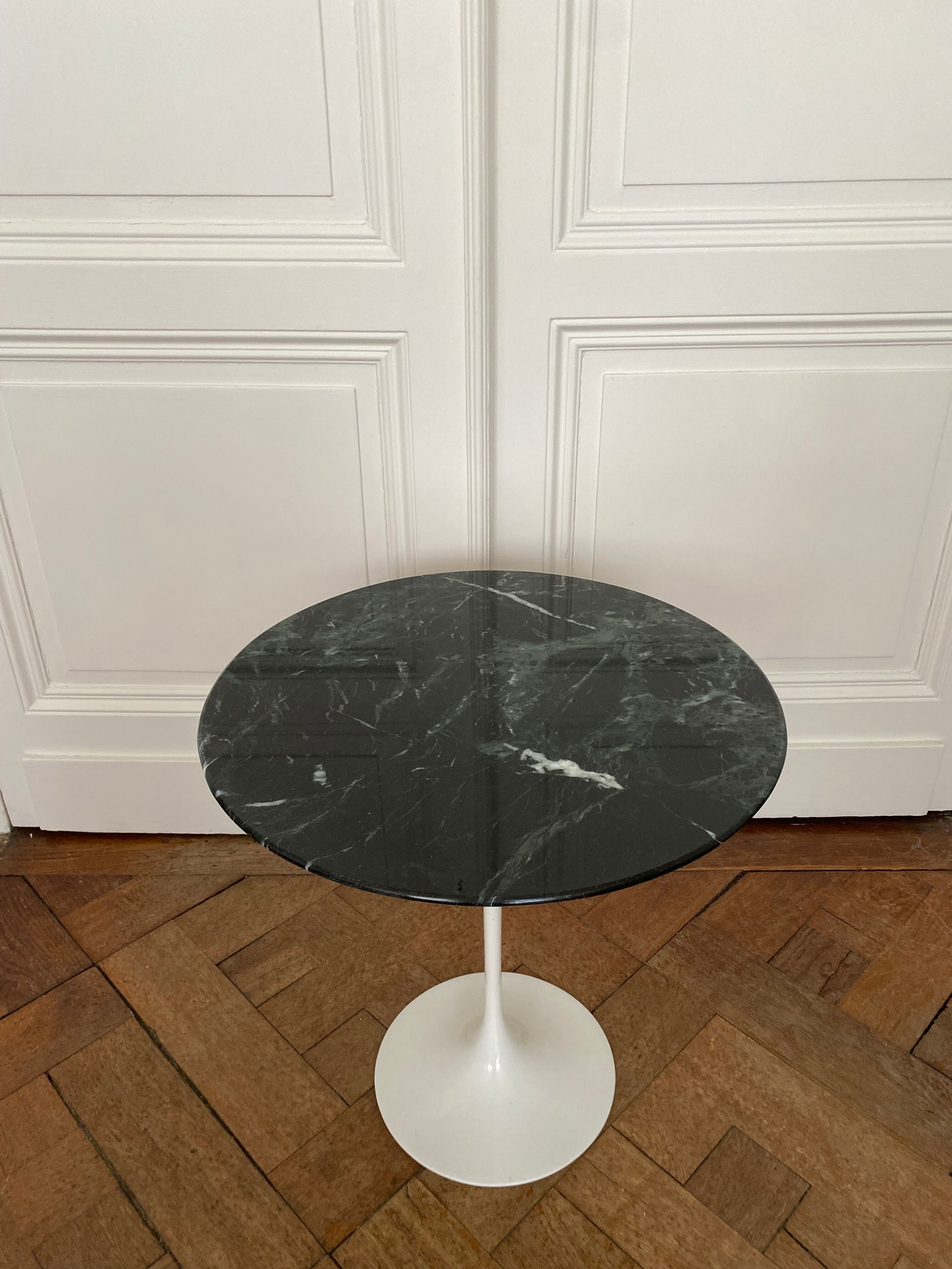 Gueridon verde Alpi by Eero Saarinen for Knoll