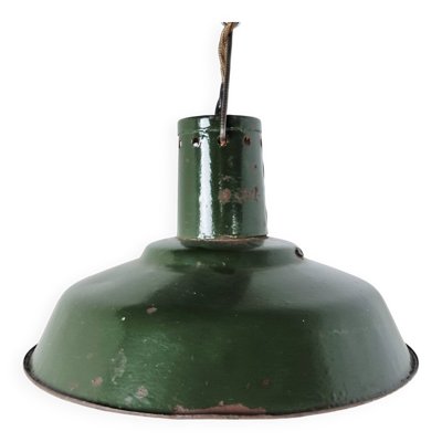Luminaires suspendus industriels en émail vert foncé vintage, années 1960.