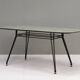 Table à manger italienne avec base en métal et plateau en verre et laiton, années 1950.
