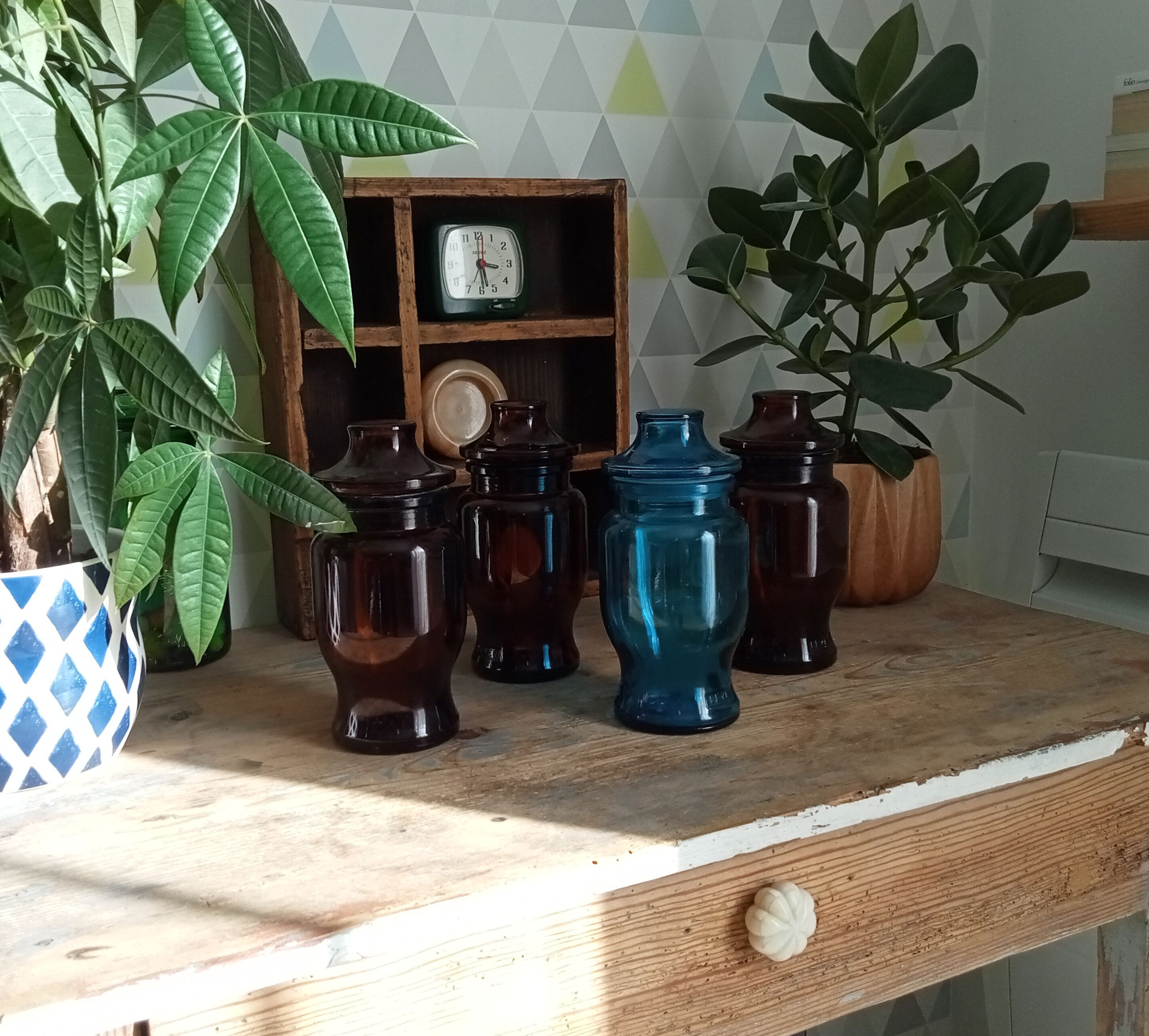 Set of 4 vintage jars 70s