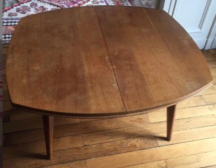 Convertible coffee table