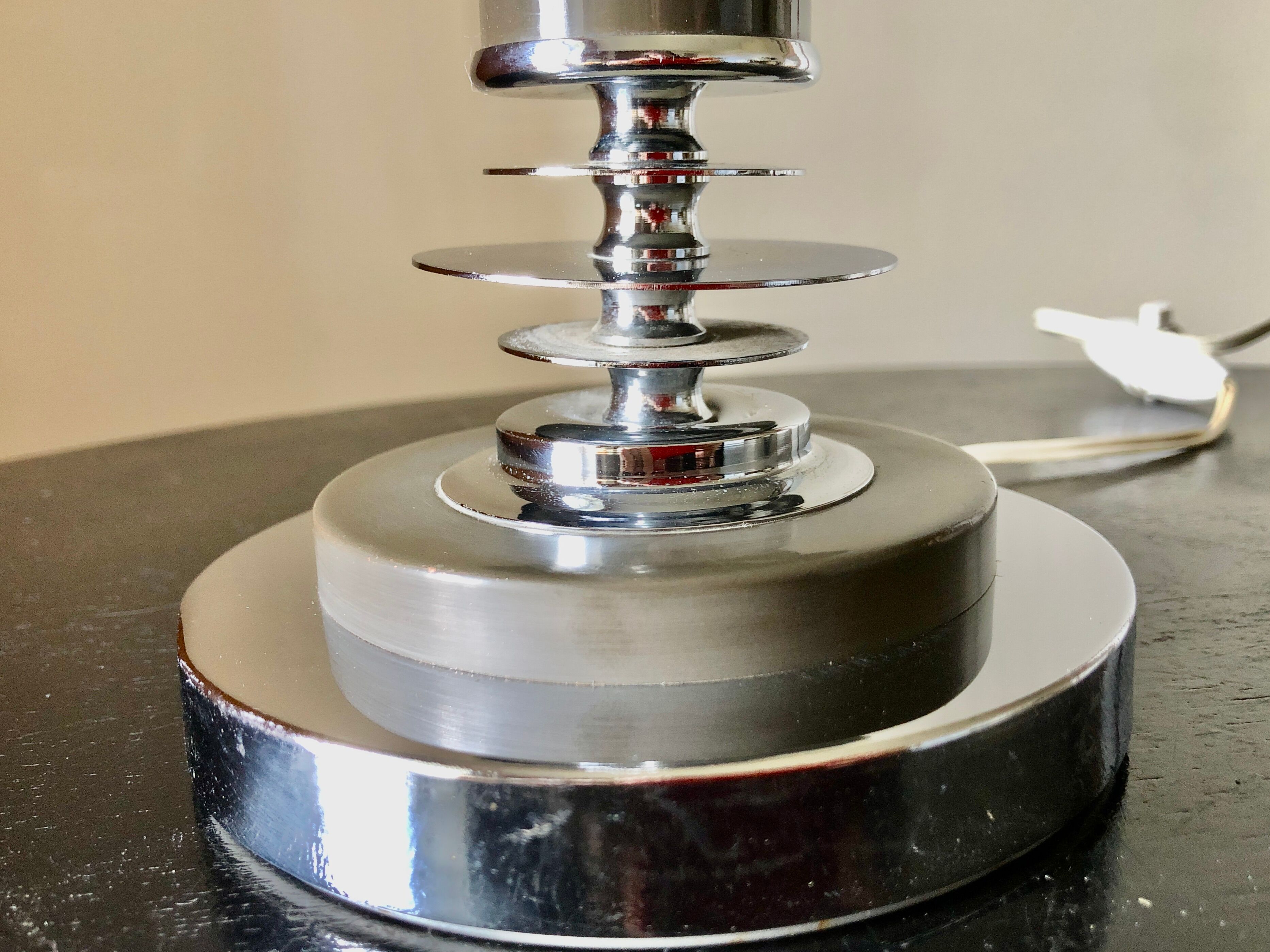 Lamp stand space age