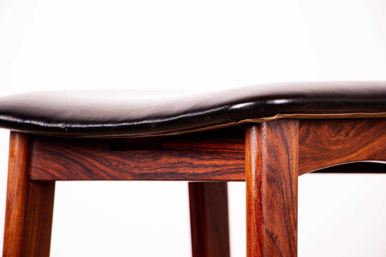 4 Danish high stools, rosewood and black leather, Knud Bent for Dyrlund.