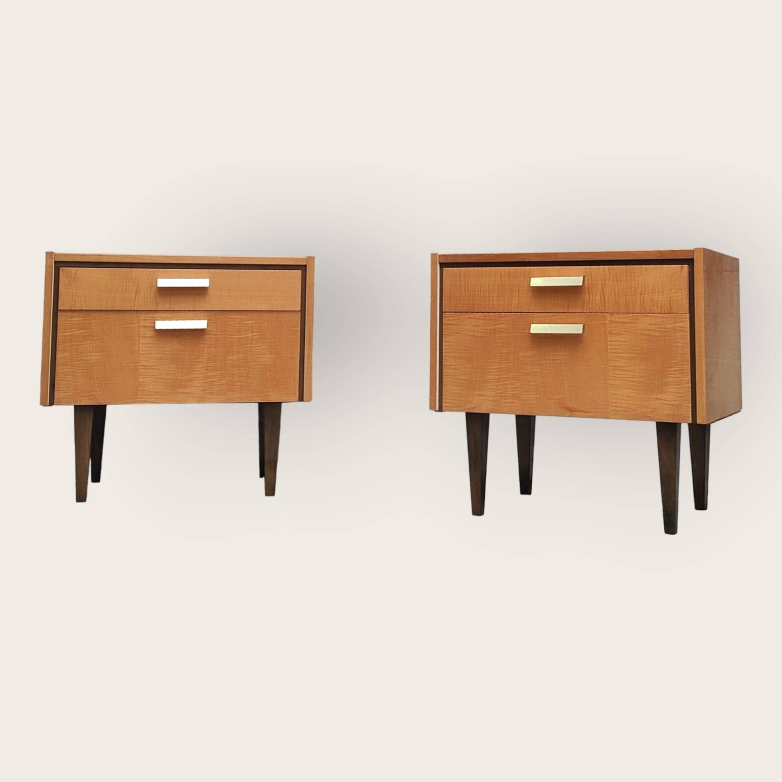 Deux chevets du milieu du siècle