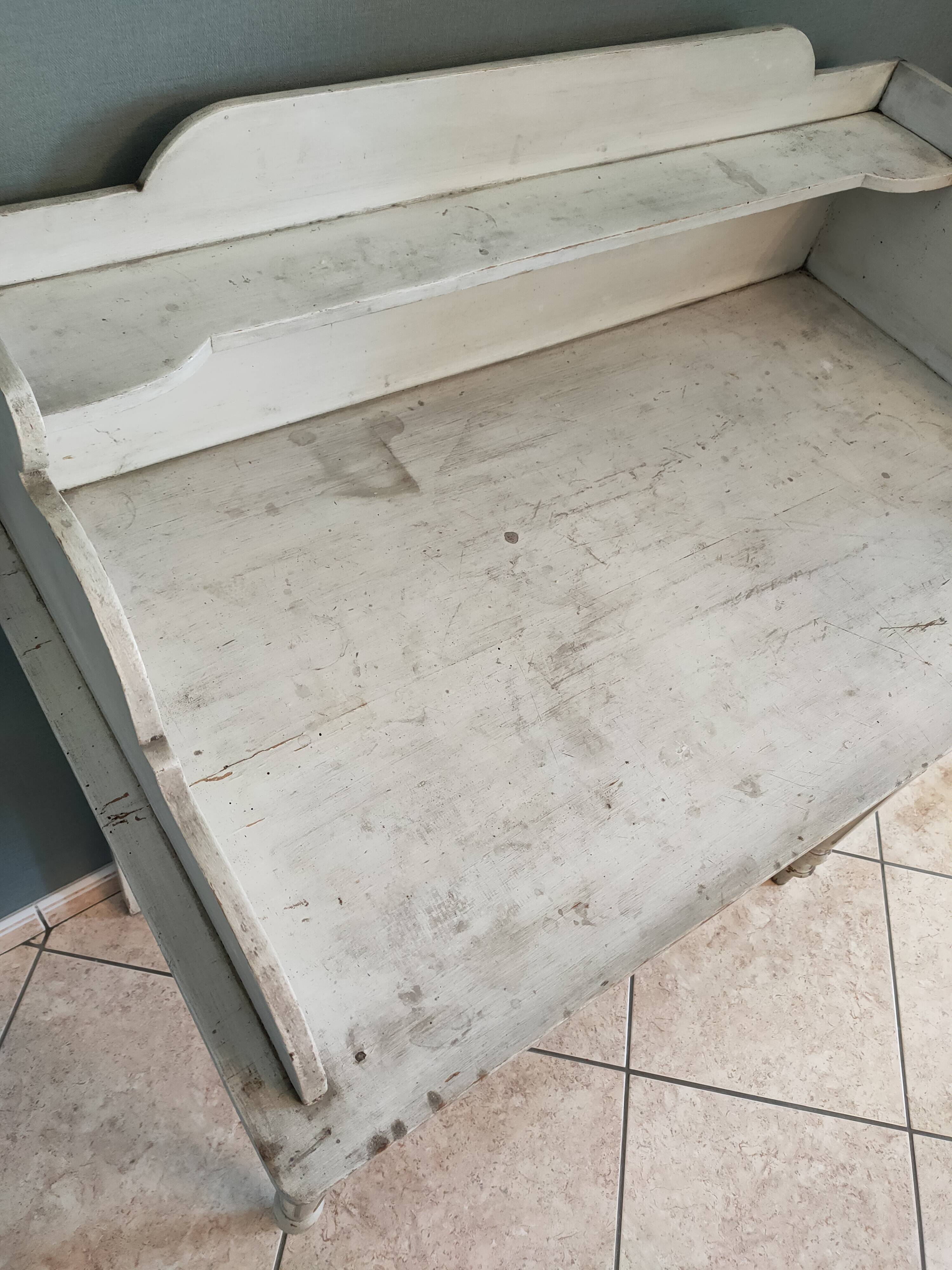 Dressing table dressing table in painted wood