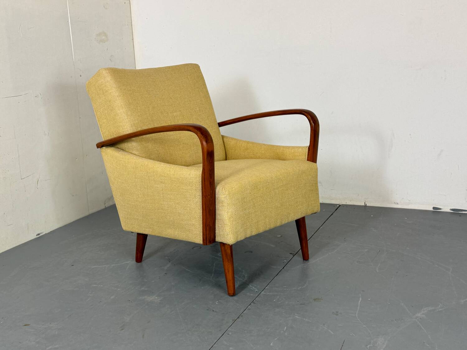 Fauteuil de salon moderniste du milieu du siècle, années 1950