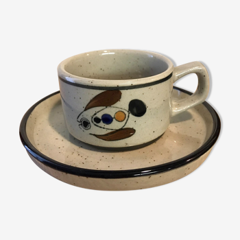 Adorable vintage stoneware coffee cup made in Korea