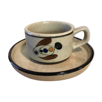 Adorable vintage stoneware coffee cup made in Korea