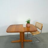 Teakhouten uitschuifbare eettafel