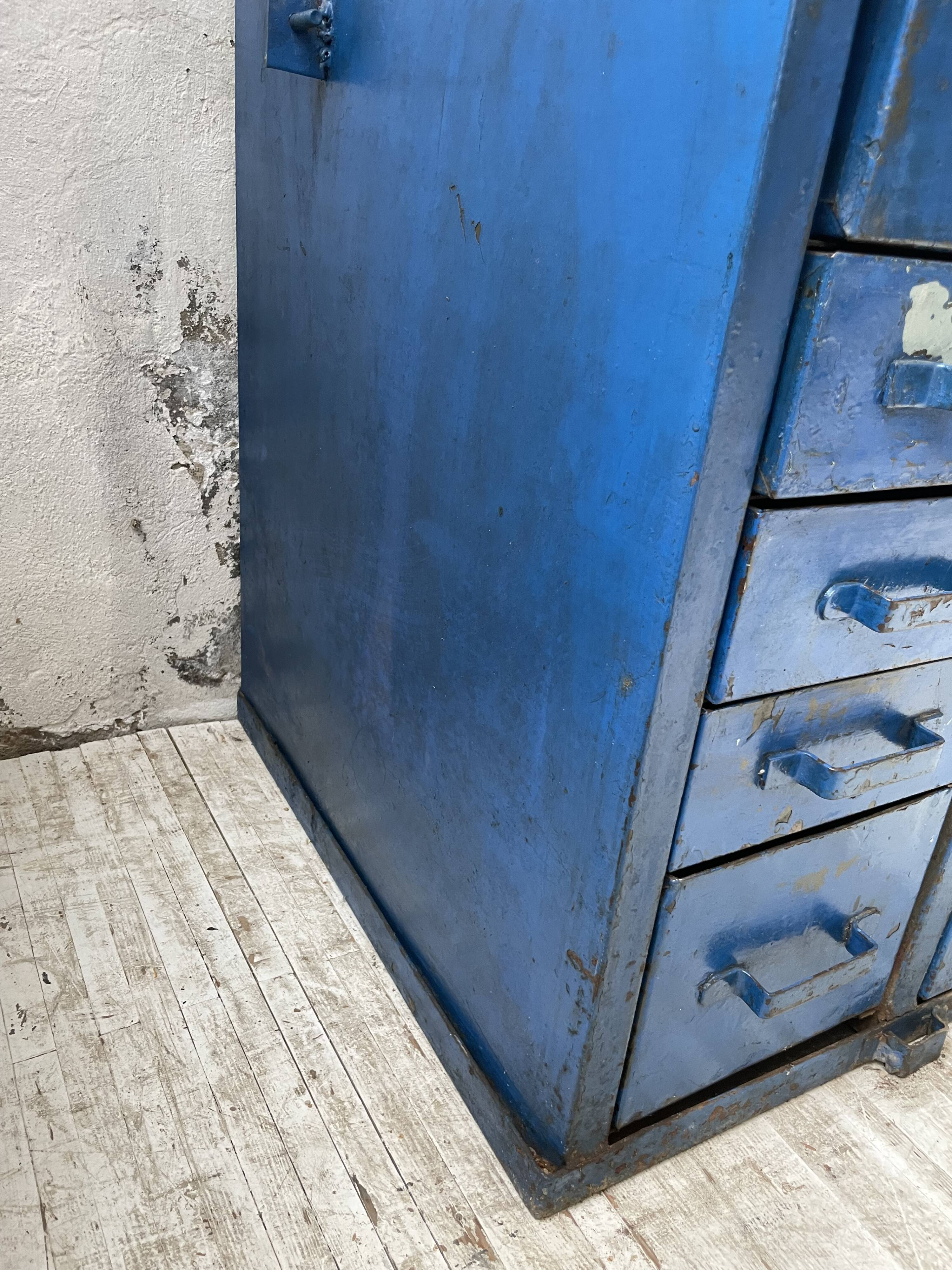 Meuble établi rangement militaire industriel bleu