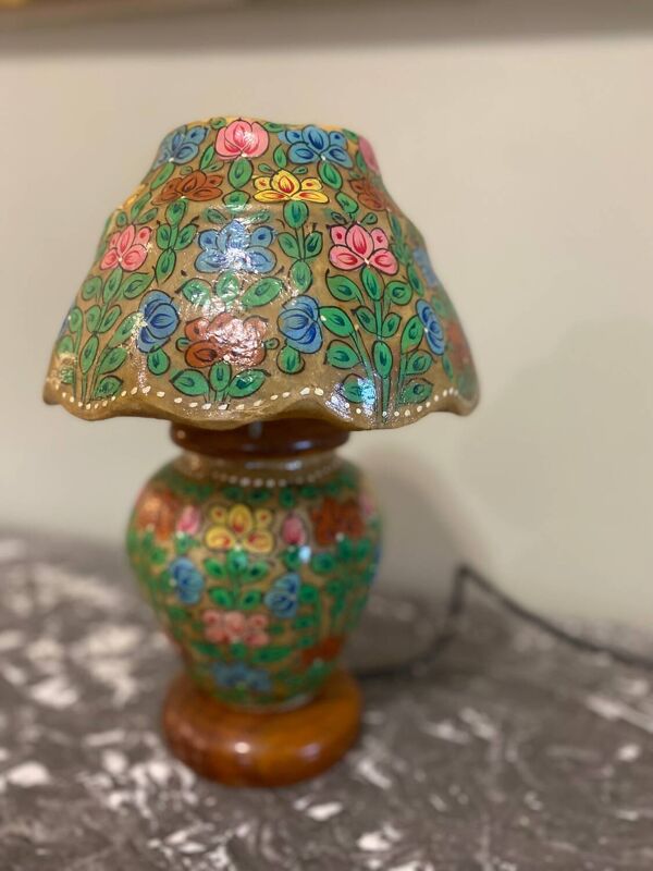 Lampe en peau de chameau