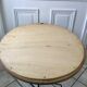 Grand miroir oval en stuc doré vintage