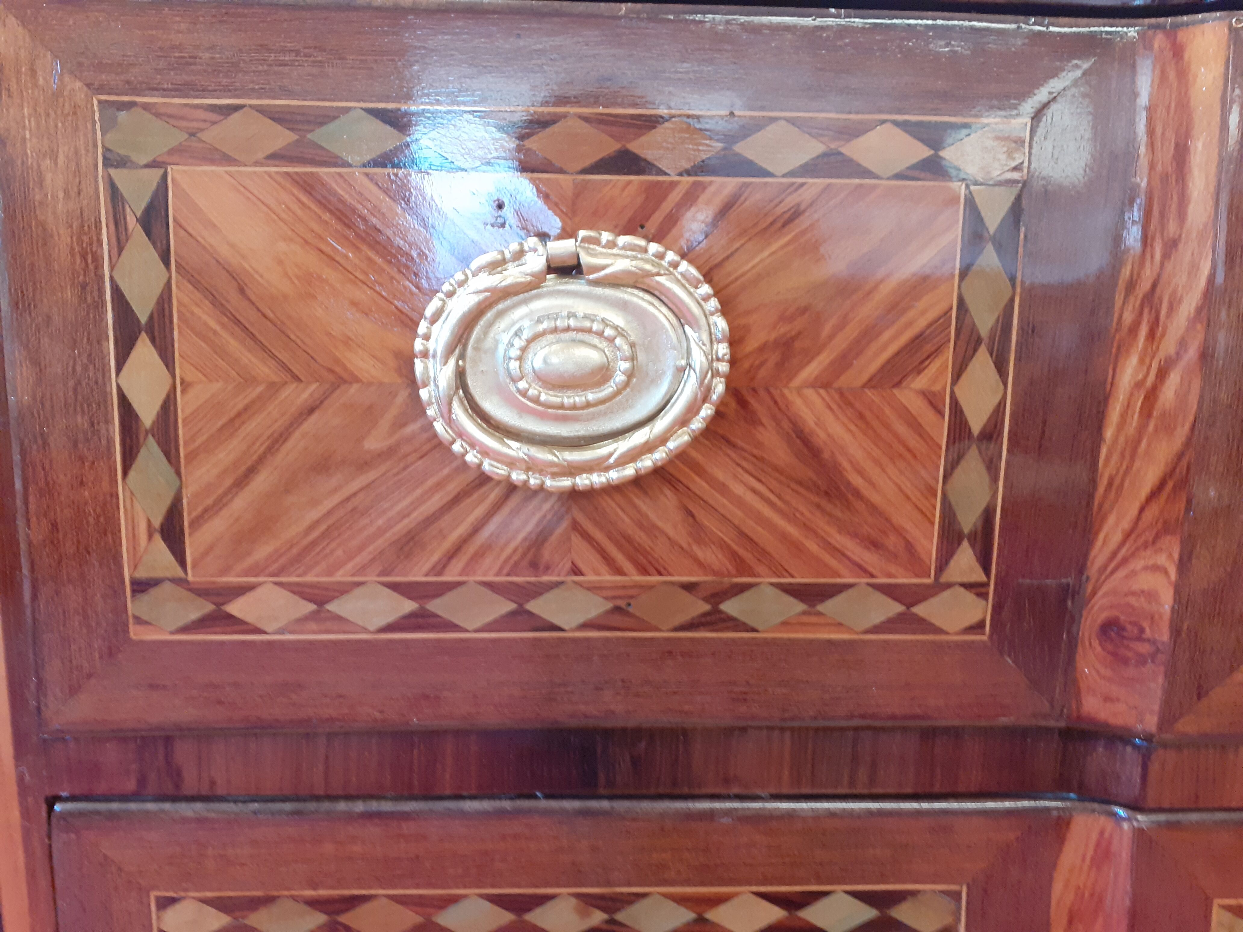 Commode Louis XVI (period)