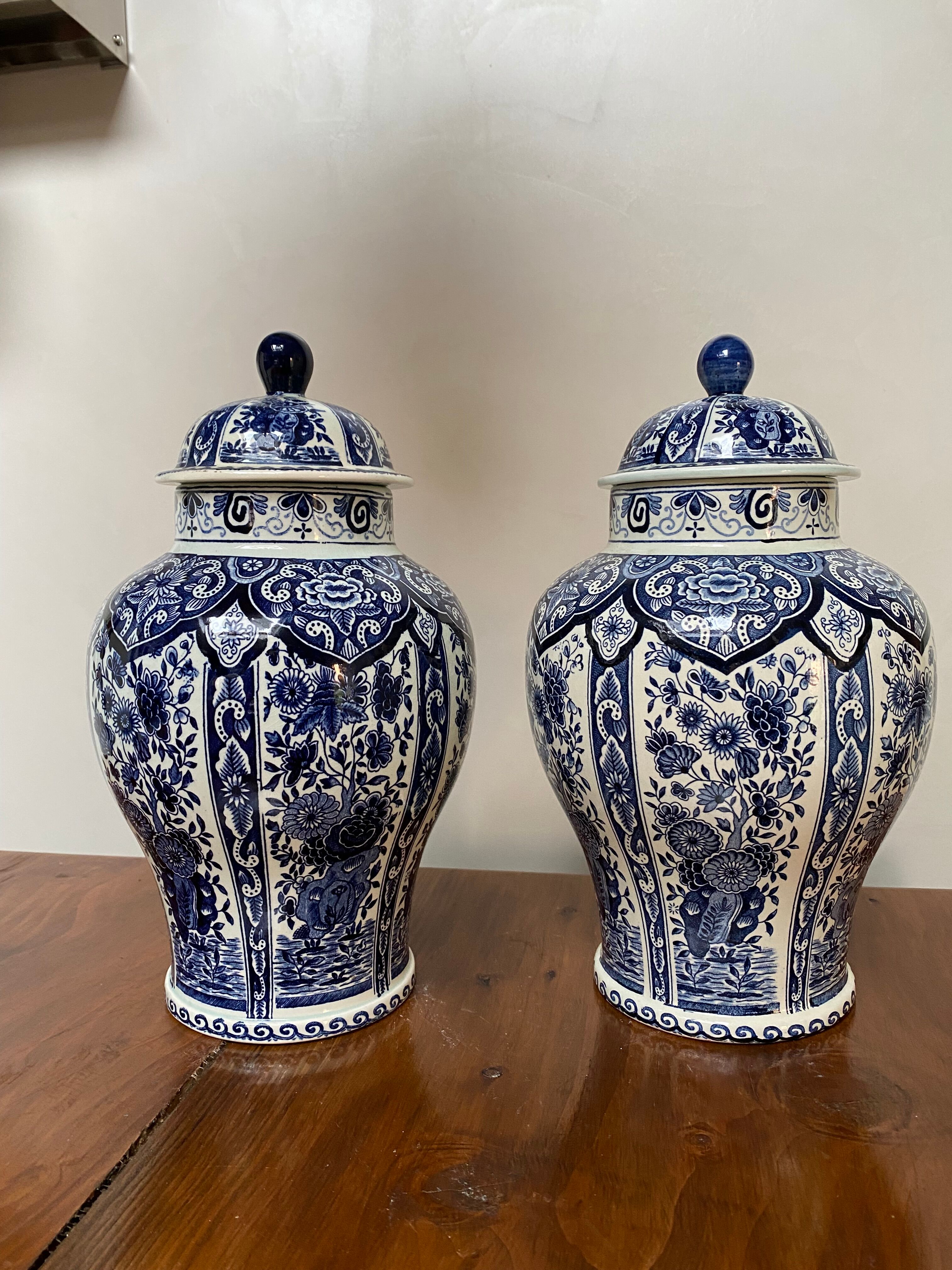 Paire de vases