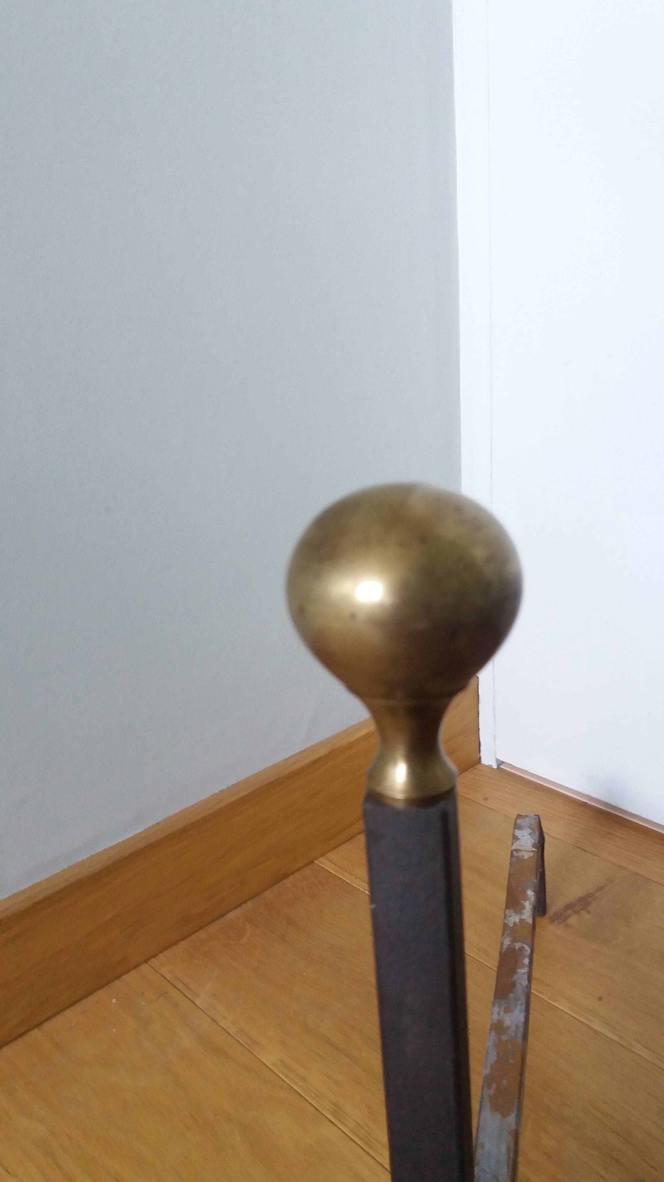 Chenets de cheminée tête laiton ou bronze