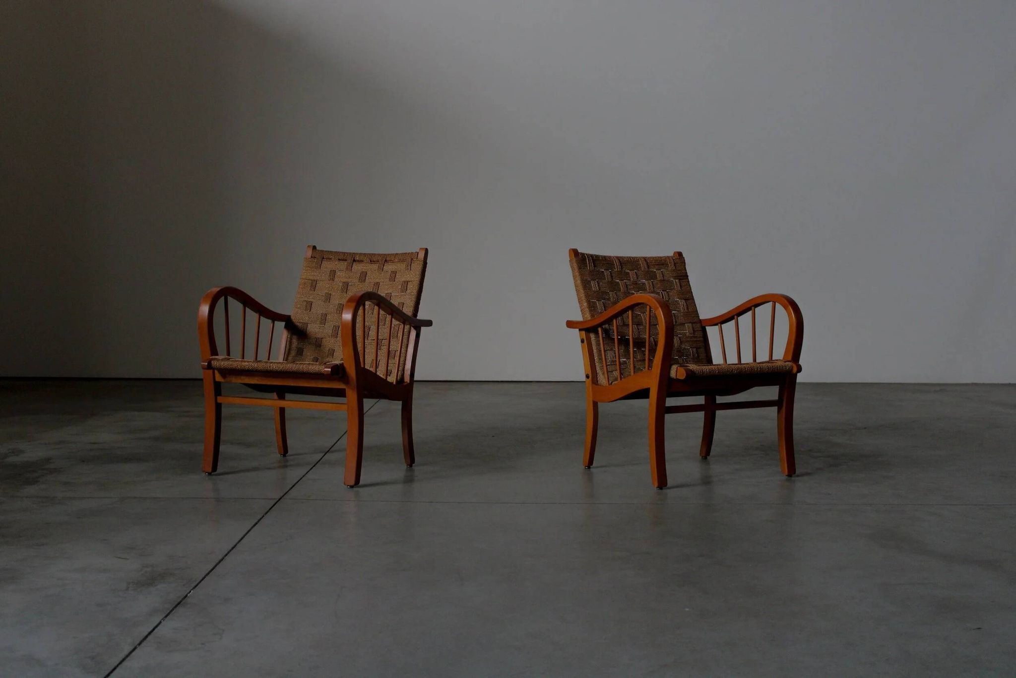 Pair of oak and rope arm chairs - Germany 1950s