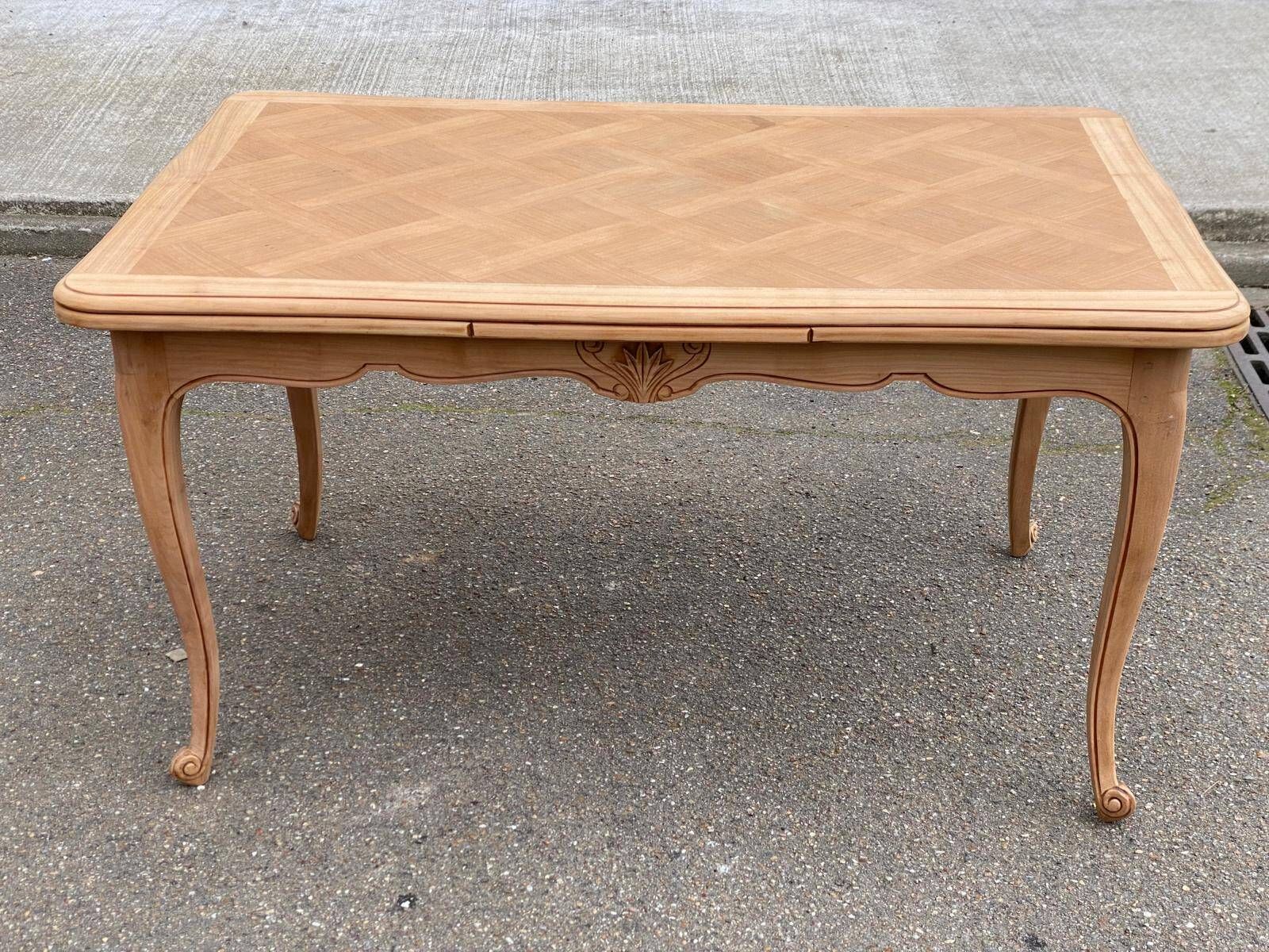 Louis XV extendable dining table from the 20th century, renovated in cherry wood, 140-240cm.