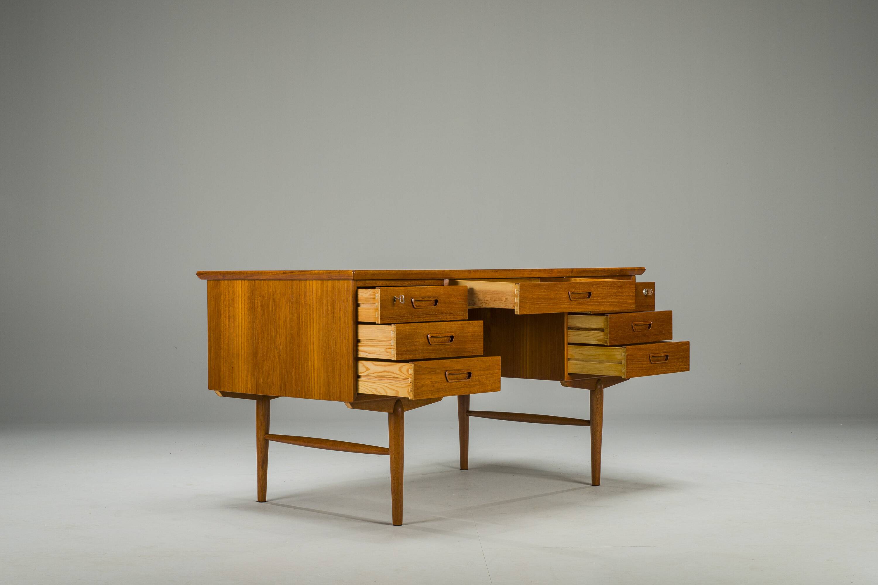 Mid-Century Modern Danish Teak Desk, 1960s