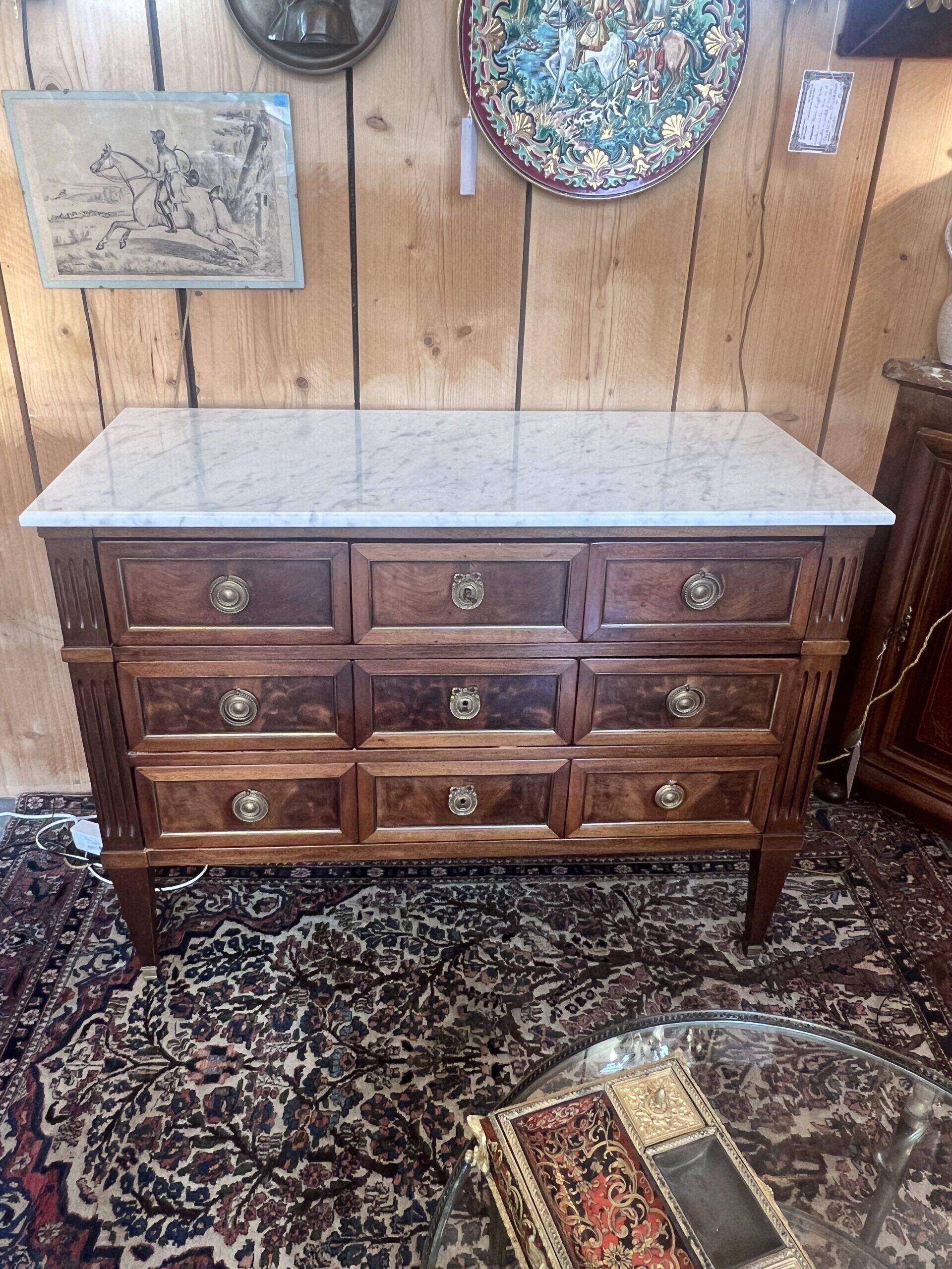 Louis XVI chest of drawers in mahogany veneer and solid wood, white marble