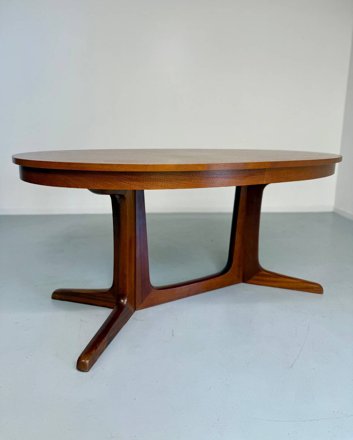 Baumann dining table in rosewood wood, 70s design