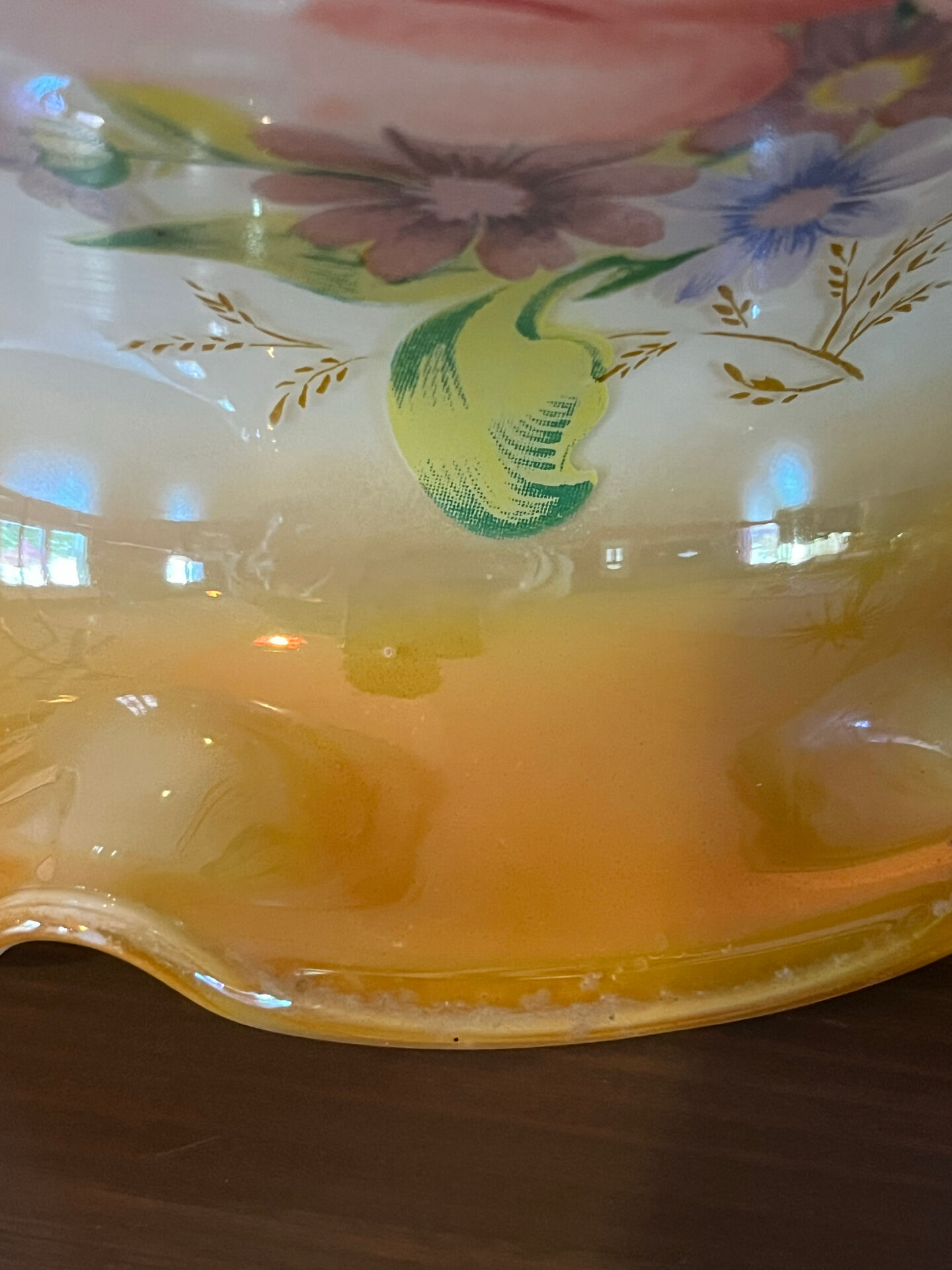 Vintage suspension in iridescent opaline floral – Verrerie de Vianne – Ét