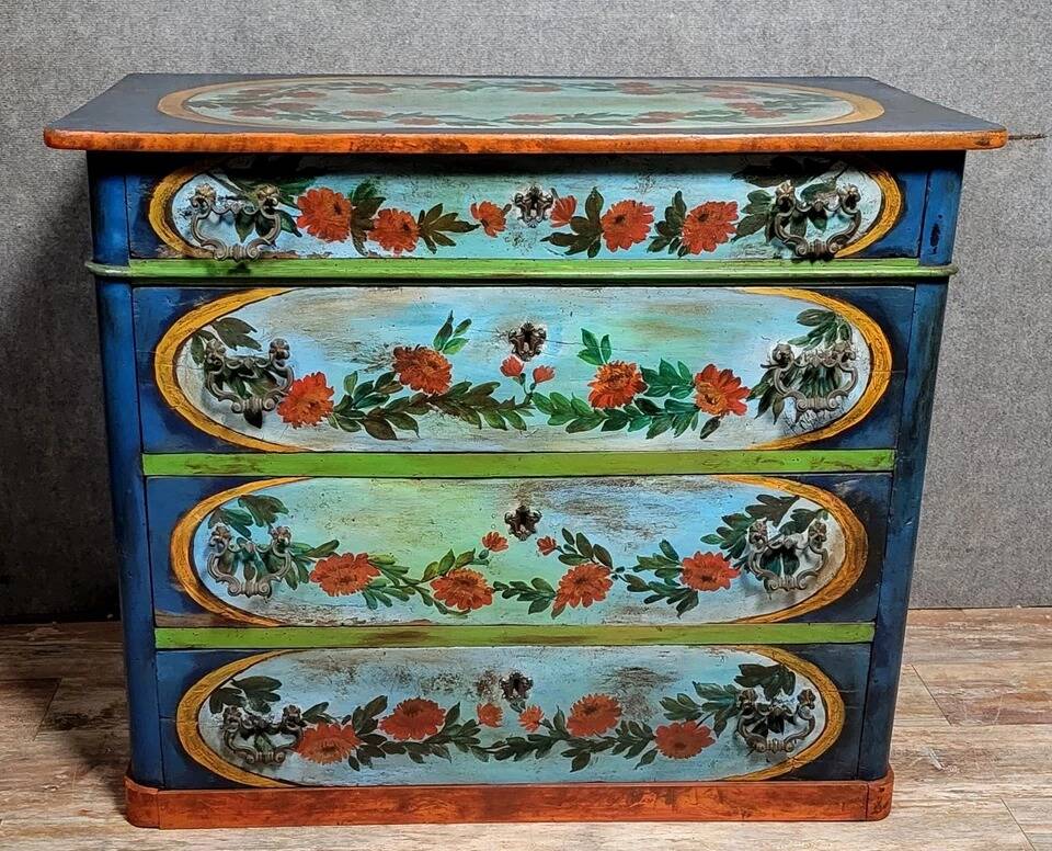 Italian chest of drawers from the Lombardy region in lacquered and painted wood circa 1850