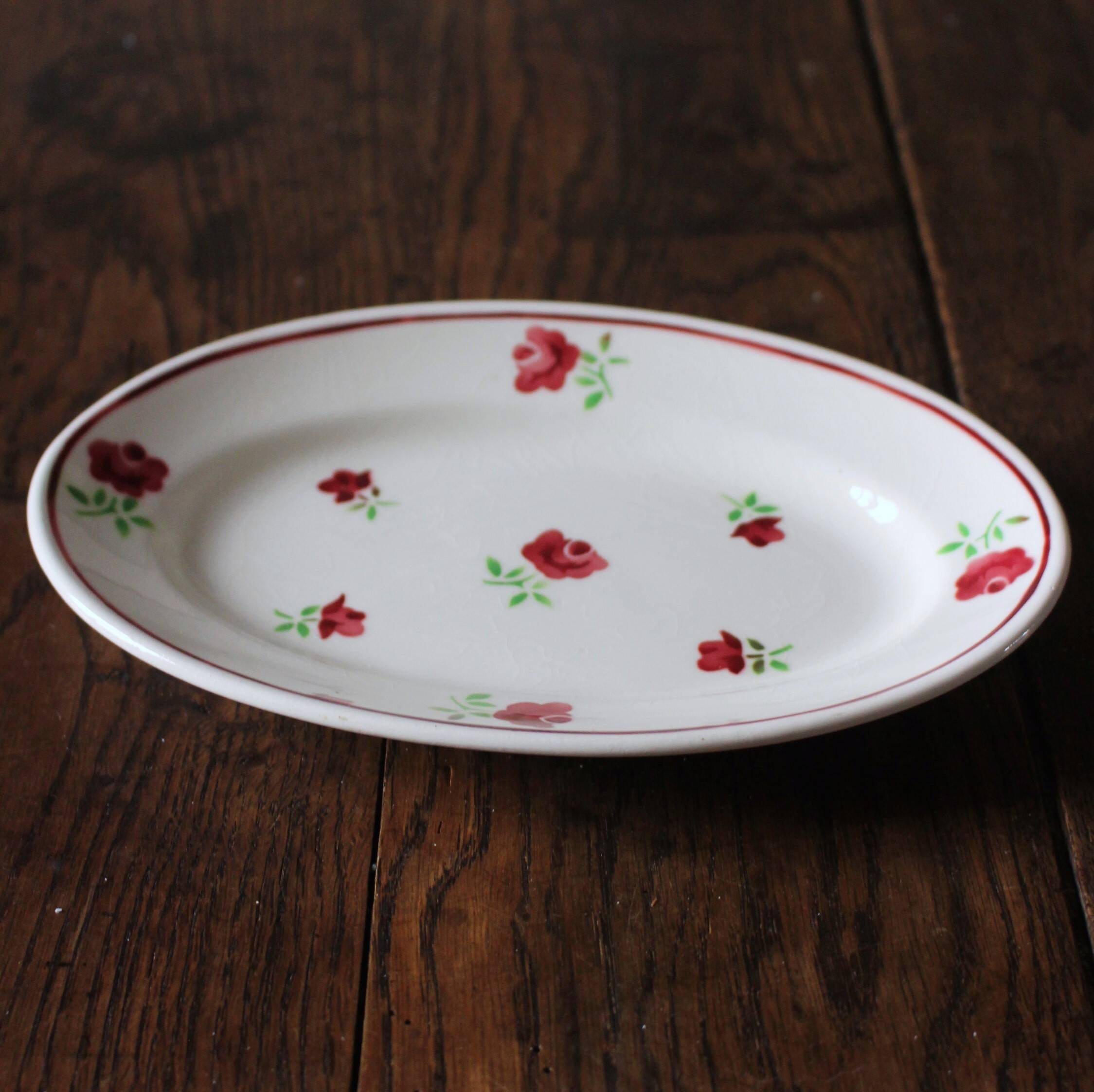 Ravier Plate Art Deco red flowers Mireille Badonviller