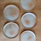 5 assiettes en grès