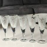 Lot 5 x Small Art Deco champagne flutes. Sophisticated star/cross/deciduous patterns. Boho chic. High 15.5 cm