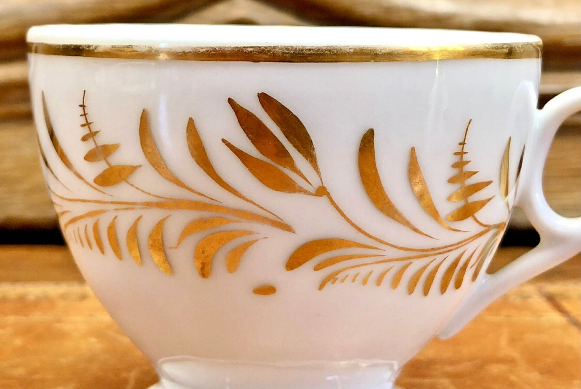 Antique Empire XIX coffee service for 6 cups, porcelain from Paris.