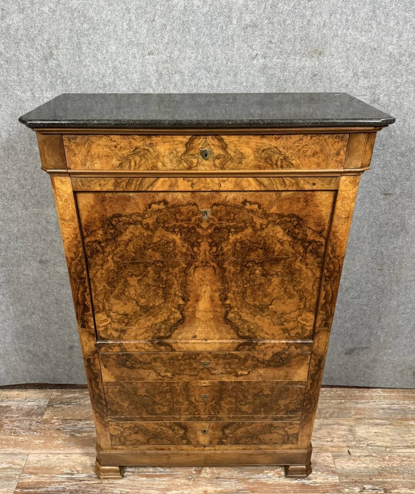 Secrétaire époque louis philippe en ronce de noyer