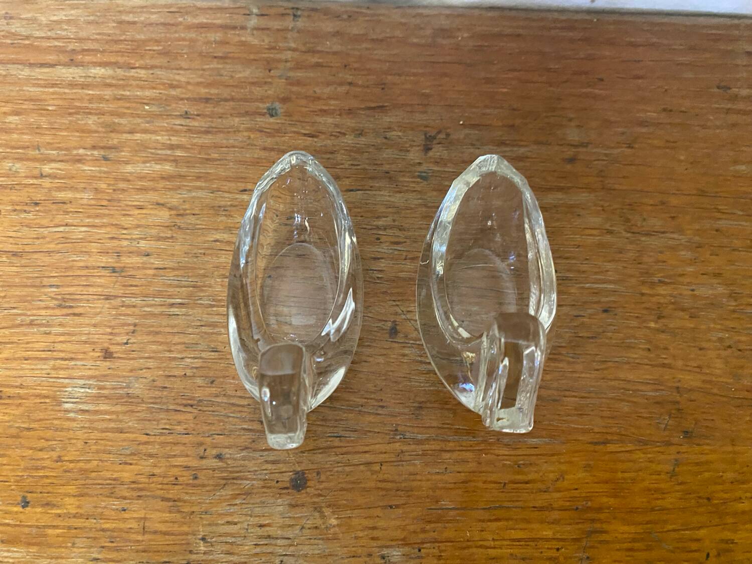 Paire de saleron ancien verre moulé cygne salière poivrier vintage