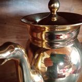 Chimera spout coffee pot in porcelain covered with gilding, Delvaux Paris