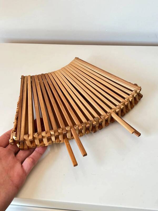 Vintage folding fruit basket – bamboo handle – 1950s