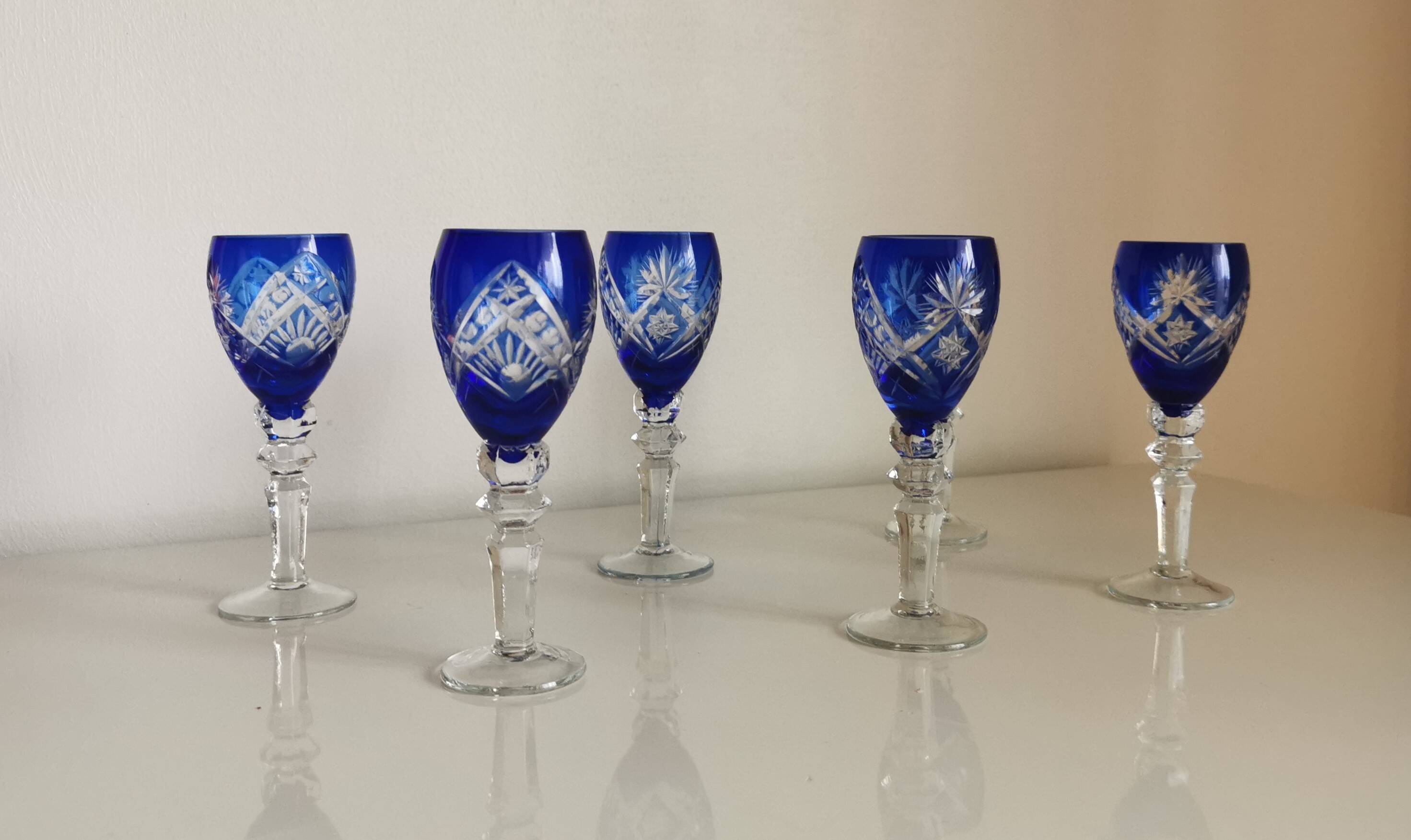 Carafe et 6 verres - verre taillé