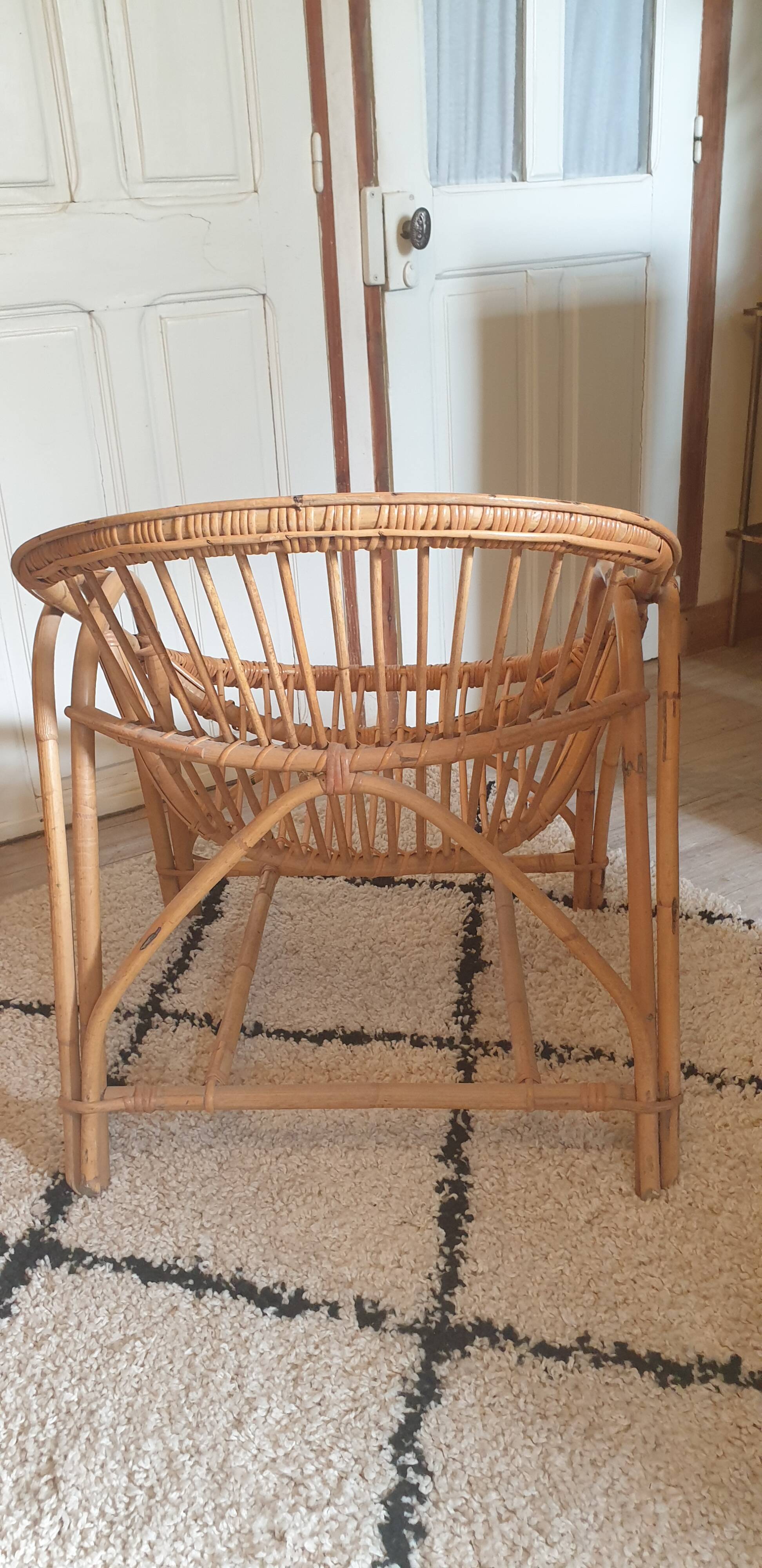 Rattan shell armchair