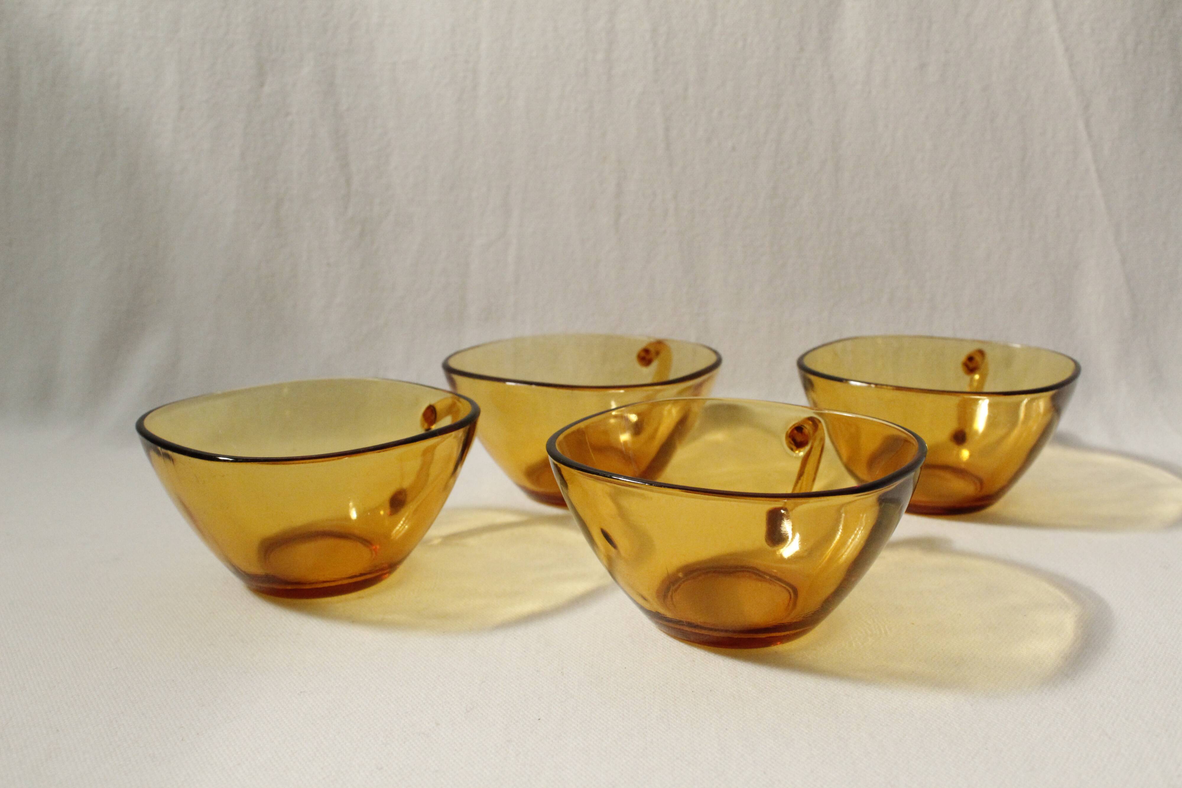 Set of 4 vintage Vereco amber glass coffee cups