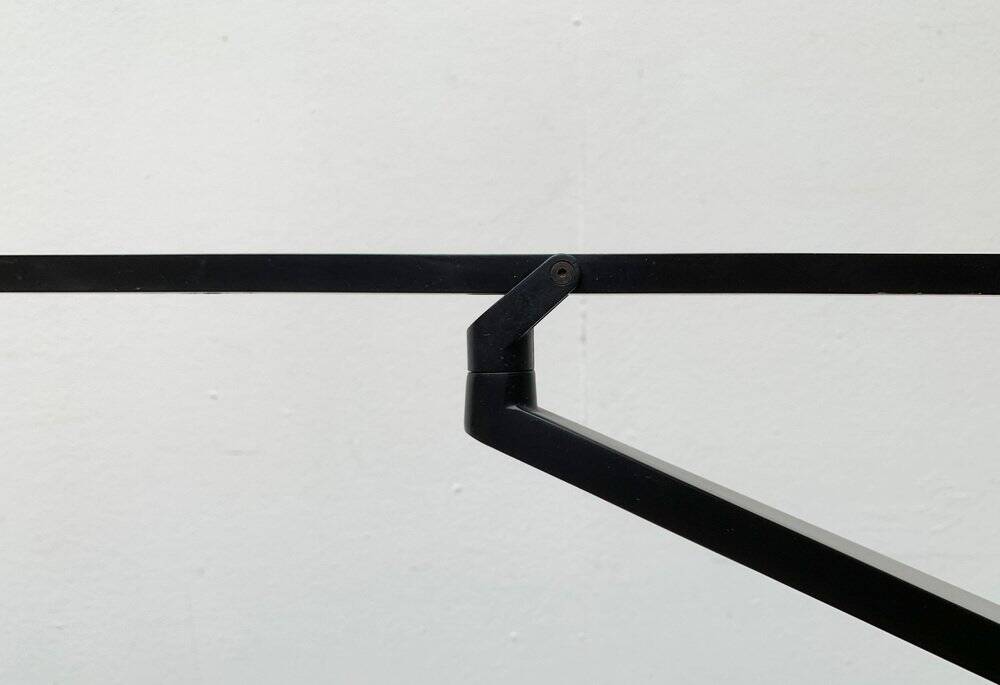 Postmodern Italian table lamp Ala by Rodolfo Bonetto for Iguzzini, 1980s