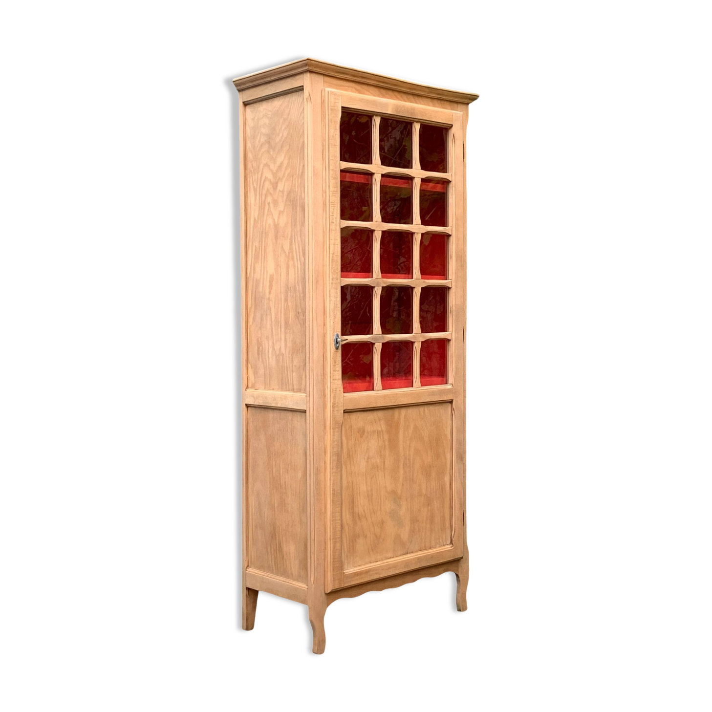 Armoire bonnetière parisienne vintage bois brut